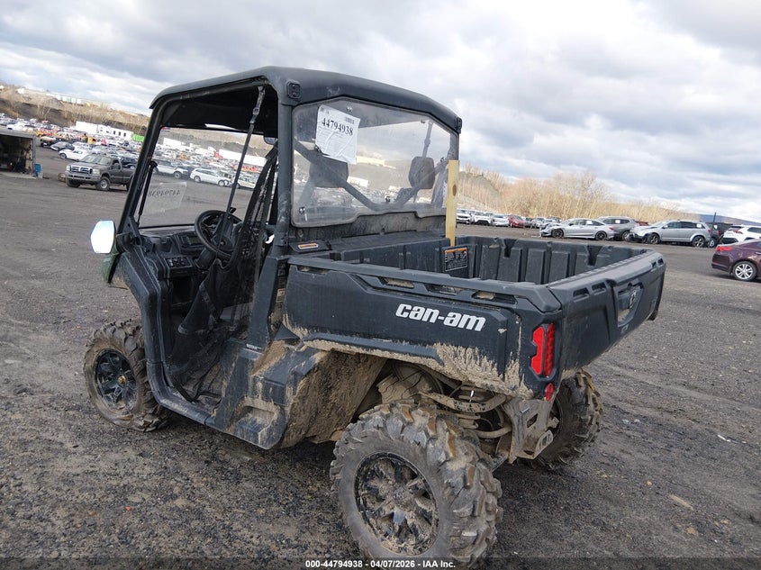 2023 CAN-AM/ BRP TRAXTER CAN-AM DEFENDER HD10 DPS 2