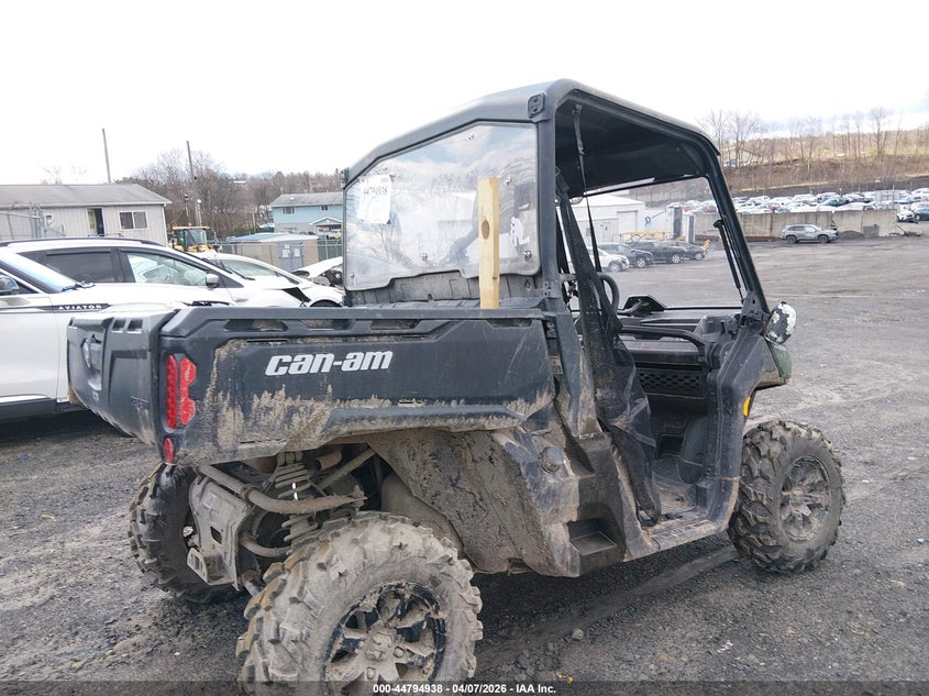 2023 CAN-AM/ BRP TRAXTER CAN-AM DEFENDER HD10 DPS 2