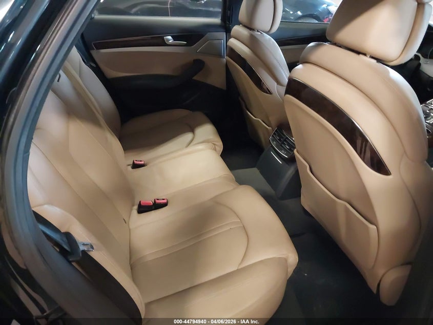 2011 Audi A8 4.2 VIN: WAUAVAFD5BN000729 Lot: 44794940