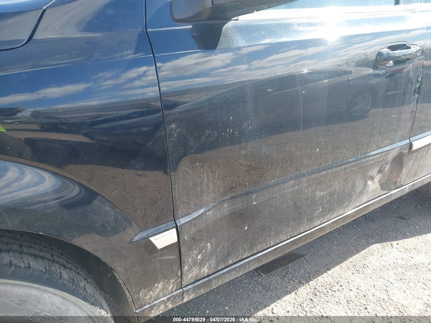 2008 Kia Sorento Lx VIN: KNDJC735785765636 Lot: 44795029