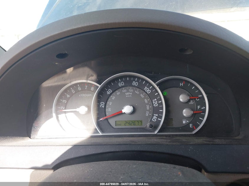 2008 Kia Sorento Lx VIN: KNDJC735785765636 Lot: 44795029