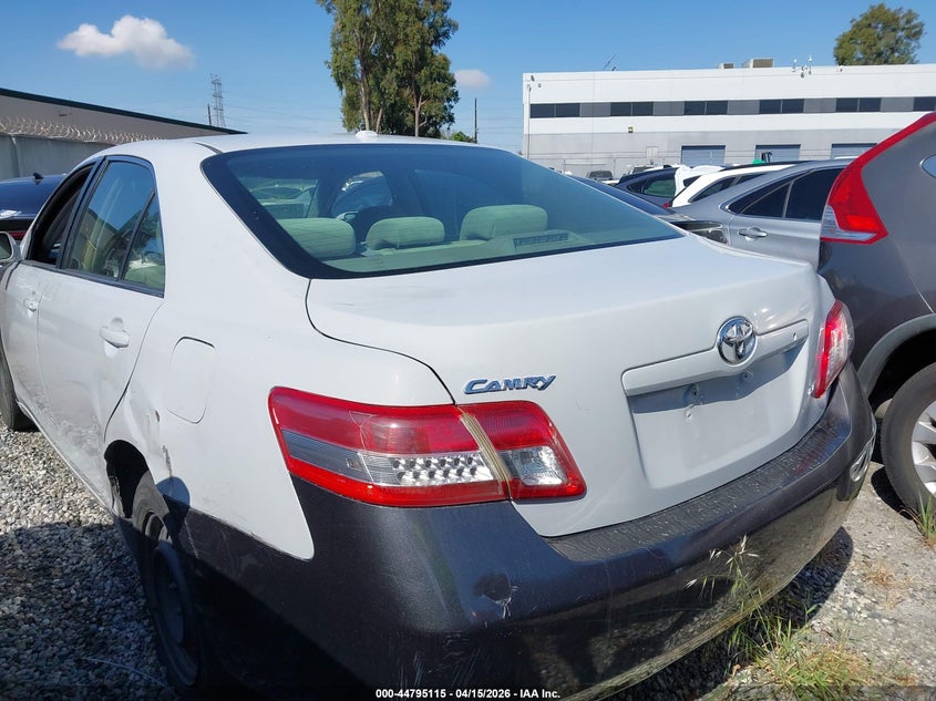 2011 Toyota Camry Le
