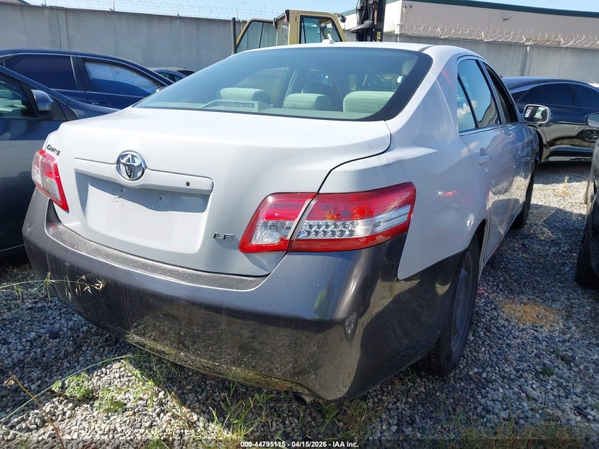 2011 Toyota Camry Le