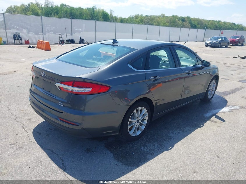 2020 Ford Fusion Hybrid Se
