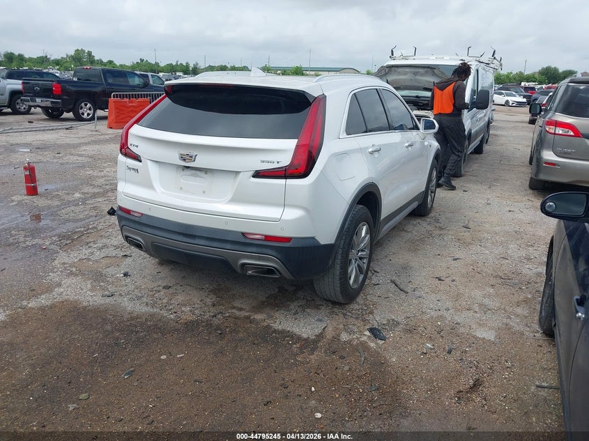 Vin: 1gyfzcr44lf037796, lot: 45292511, cadillac xt4 fwd premium luxury 20204