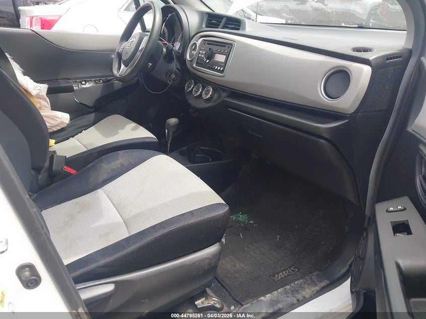 2012 Toyota Yaris Le