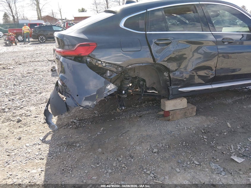 2021 BMW X4 xDrive30I VIN: 5UX2V1C01M9G65956 Lot: 44795304