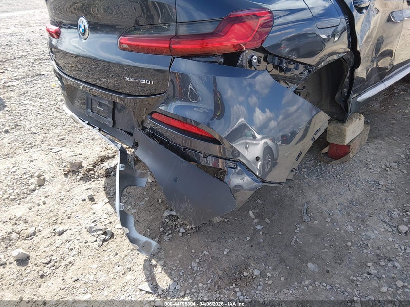 2021 BMW X4 xDrive30I VIN: 5UX2V1C01M9G65956 Lot: 44795304