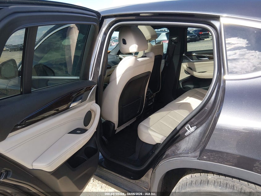 2021 BMW X4 xDrive30I VIN: 5UX2V1C01M9G65956 Lot: 44795304