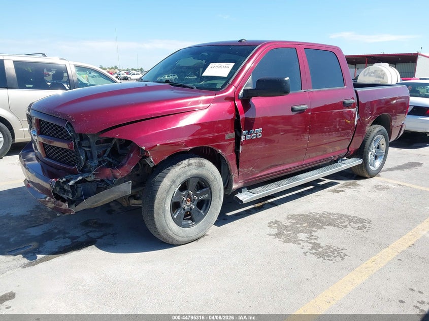 Vin: 3c6rr7ktxhg778821, lot: 45292582, ram 1500 express  4x4 5'7 box 20172