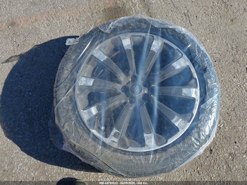 2022 Land Rover Range Rover Velar P250 R-Dynamic S VIN: SALYT2EX0NA329612 Lot: 44795333