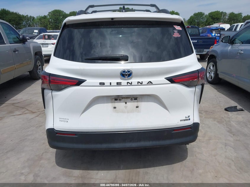 2022 Toyota Sienna Le VIN: 5TDKRKEC3NS078578 Lot: 44795395