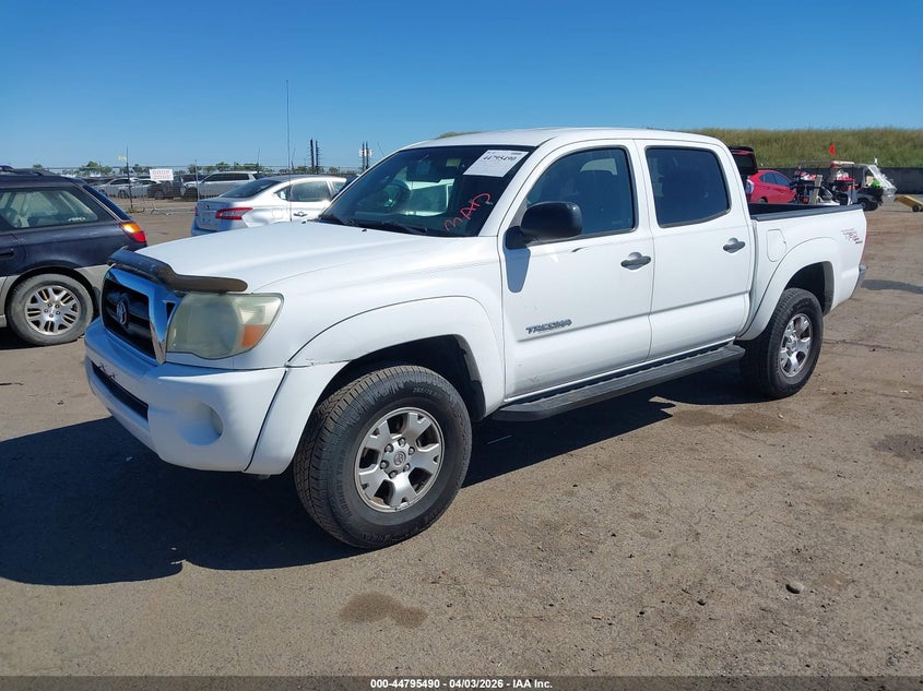2005 Toyota Tacoma Base V6