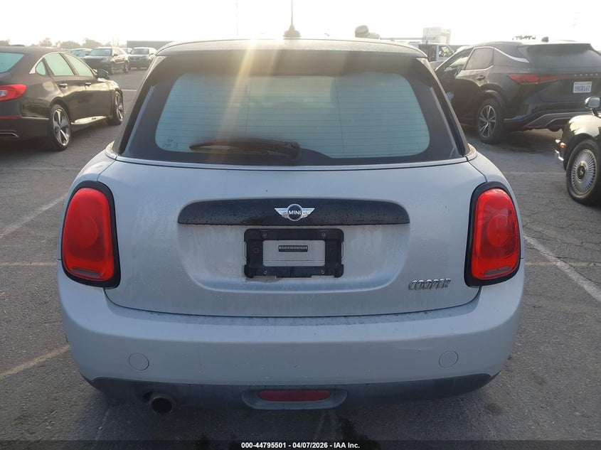 2017 Mini Hardtop Cooper VIN: WMWXU1C30H2F77934 Lot: 44795501