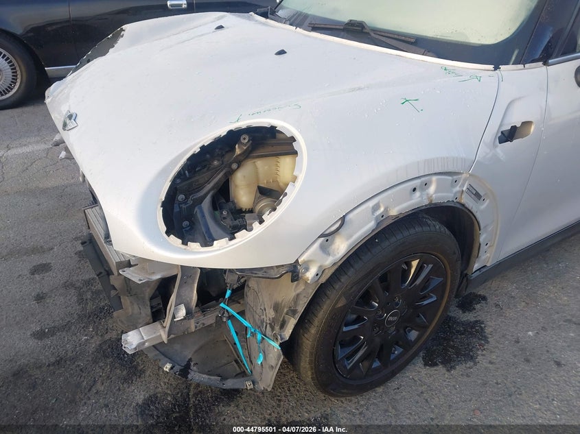 2017 Mini Hardtop Cooper VIN: WMWXU1C30H2F77934 Lot: 44795501