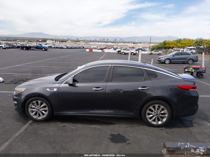 2017 Kia Optima 2.4 Lx grey Lot 111044795533 Vin 5XXGT4L32HG154142