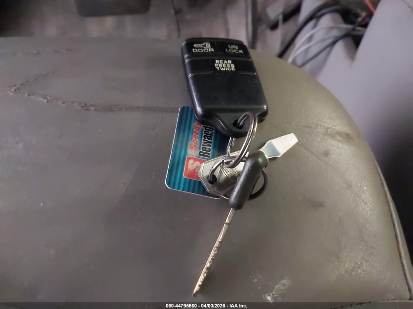 1996 Chevrolet Tahoe K1500 VIN: 1GNEK13R2TJ371487 Lot: 44795660