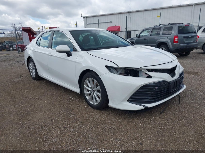 2020 TOYOTA CAMRY LE