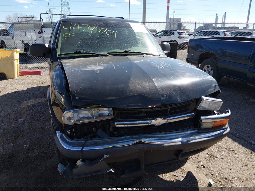 1998 Chevrolet Blazer Lt VIN: 1GNCS13W3W2251726 Lot: 44795704