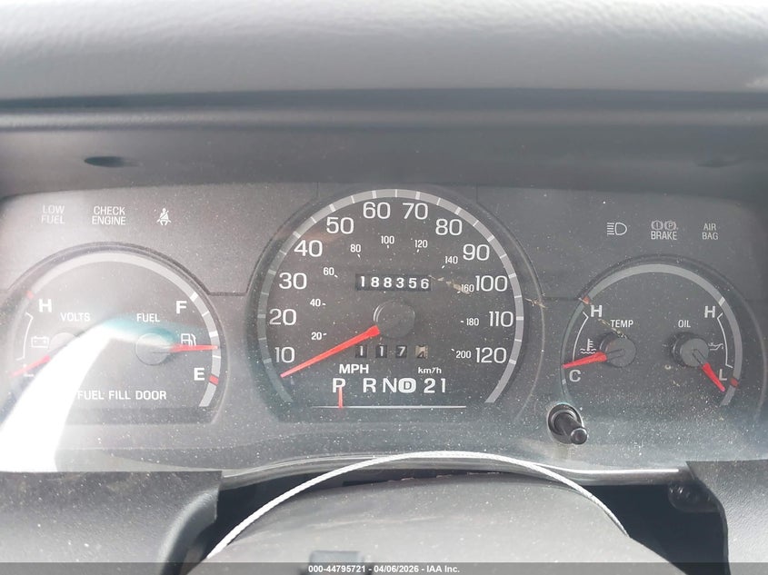 2005 Ford Crown Victoria Lx/Lx Sport VIN: 2FAFP74W45X119522 Lot: 44795721