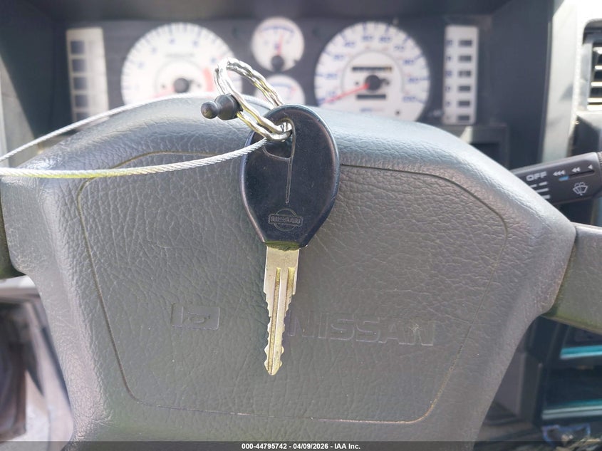 1993 Nissan Pathfinder Xe/Se VIN: JN8HD17Y5PW109851 Lot: 44795742