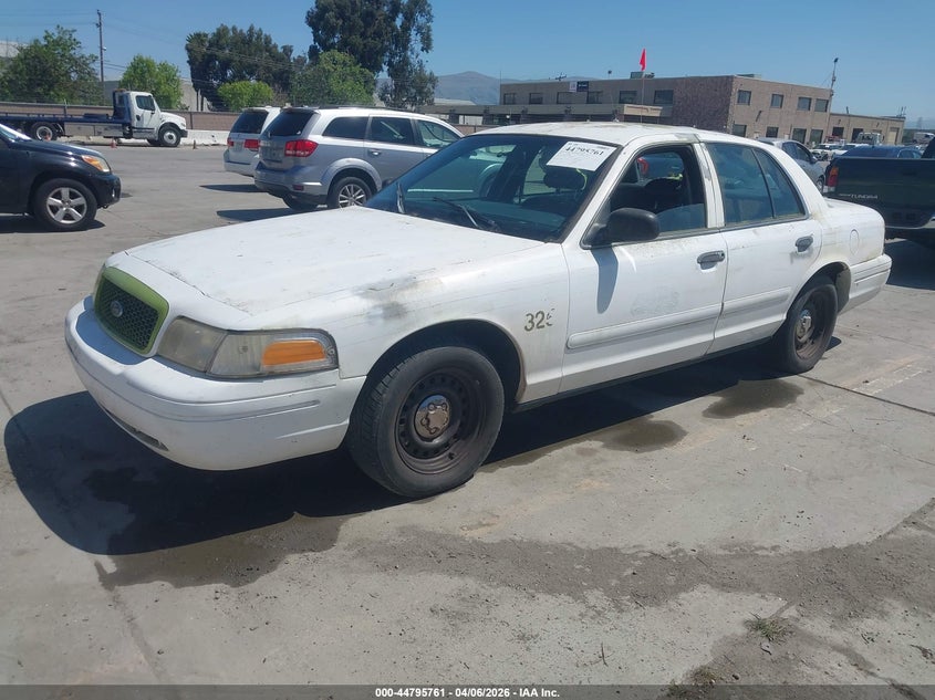 2002 Ford Crown Victoria Commercial Standard