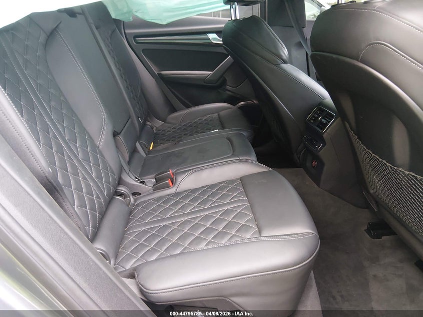 2018 Audi Sq5 3.0T Premium Plus VIN: WA1A4AFY6J2149038 Lot: 44795785