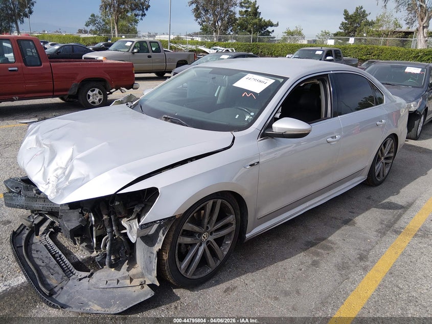 2017 Volkswagen Passat 1.8T R-Line