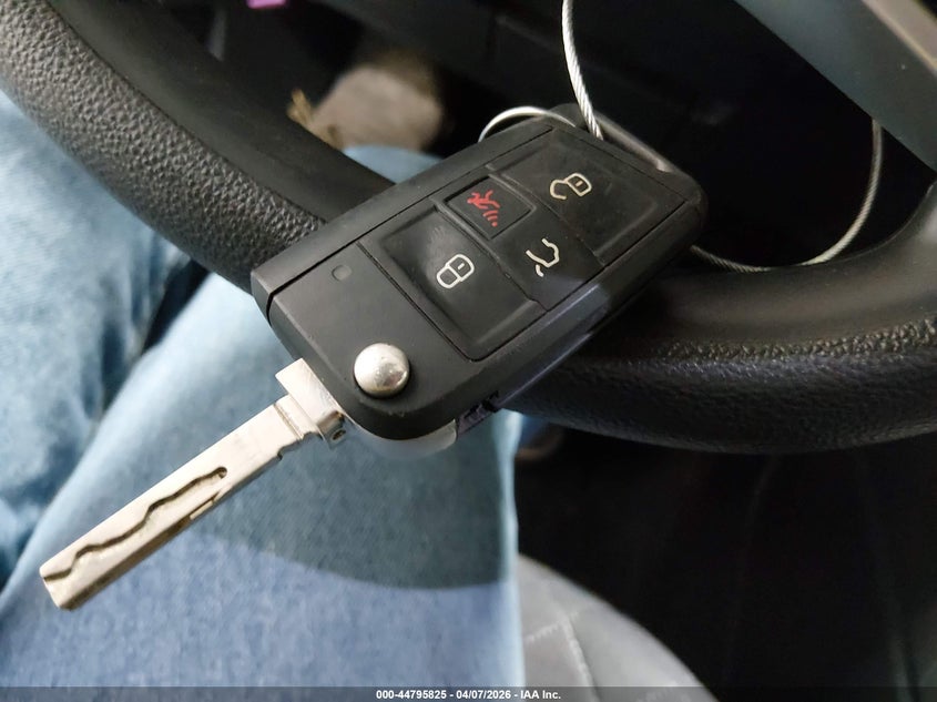 2021 Volkswagen Atlas Cross Sport 2.0T S VIN: 1V2GC2CA7MC222771 Lot: 44795825