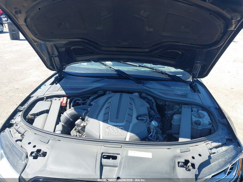 2017 Audi A8 L 4.0T Sport VIN: WAU43AFD9HN005587 Lot: 44795939