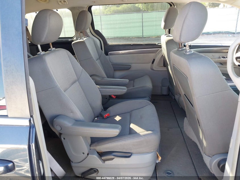 2009 Volkswagen Routan Se VIN: 2V8HW34159R554714 Lot: 44796029