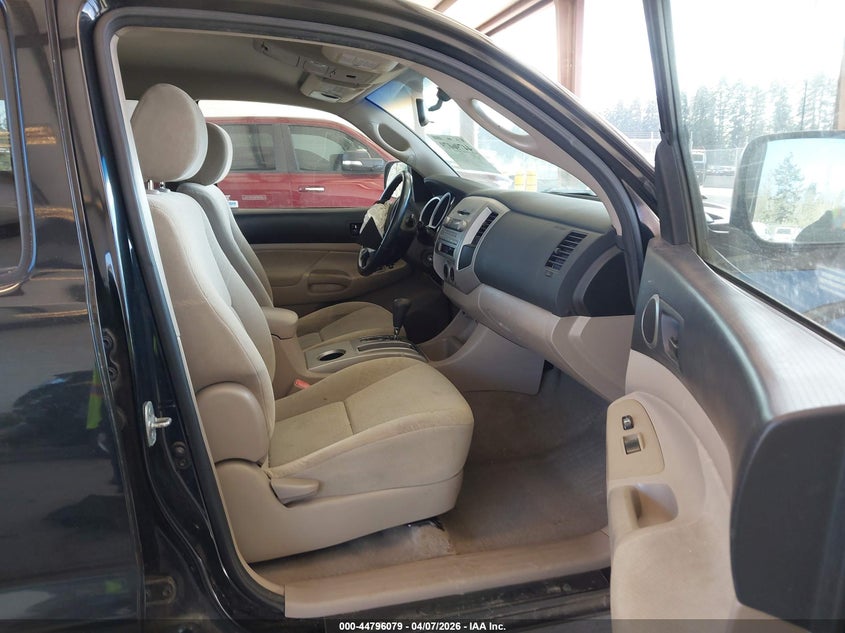 2006 Toyota Tacoma Base V6