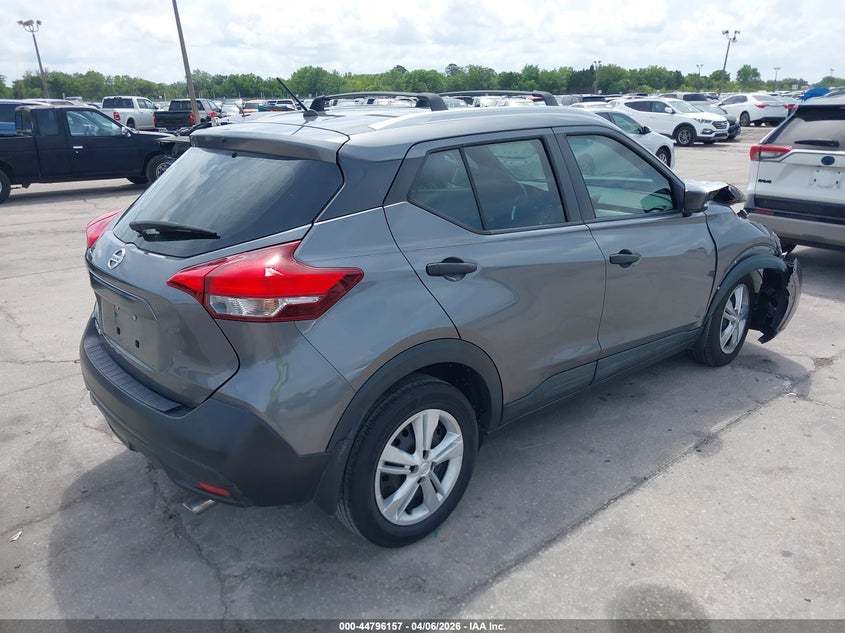 2019 Nissan Kicks S