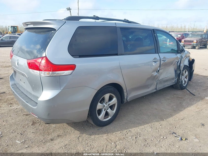 2011 Toyota Sienna Le V6