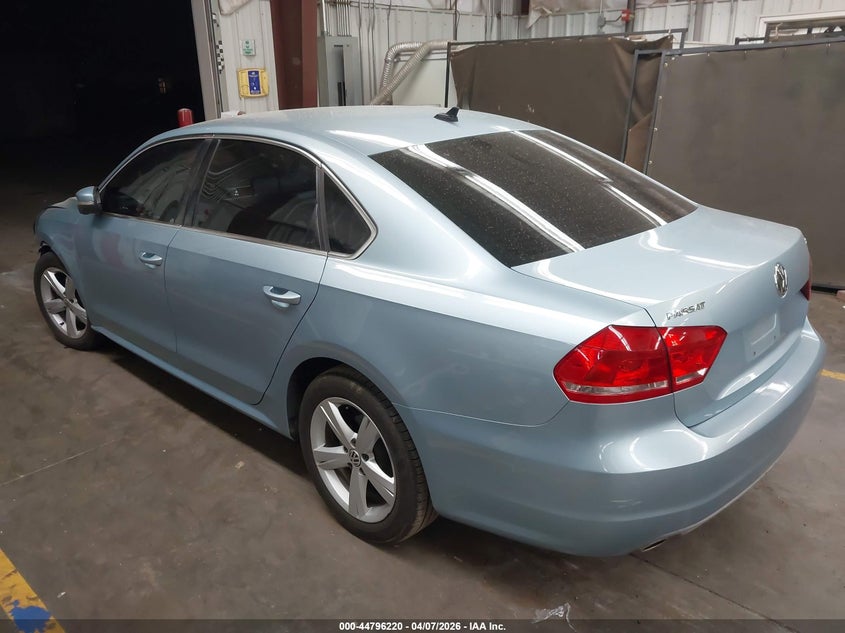 2012 Volkswagen Passat 2.5L Se