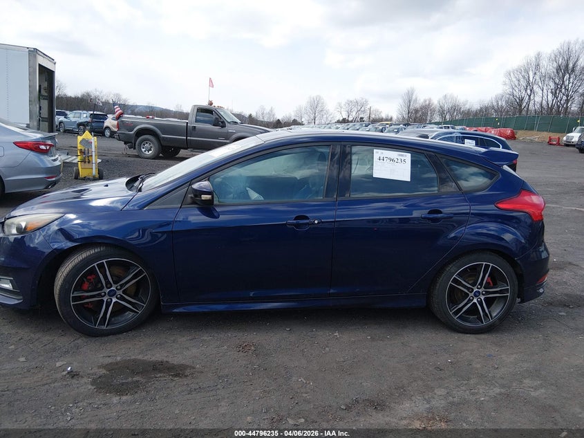 2016 Ford Focus St VIN: 1FADP3L95GL201612 Lot: 44796235