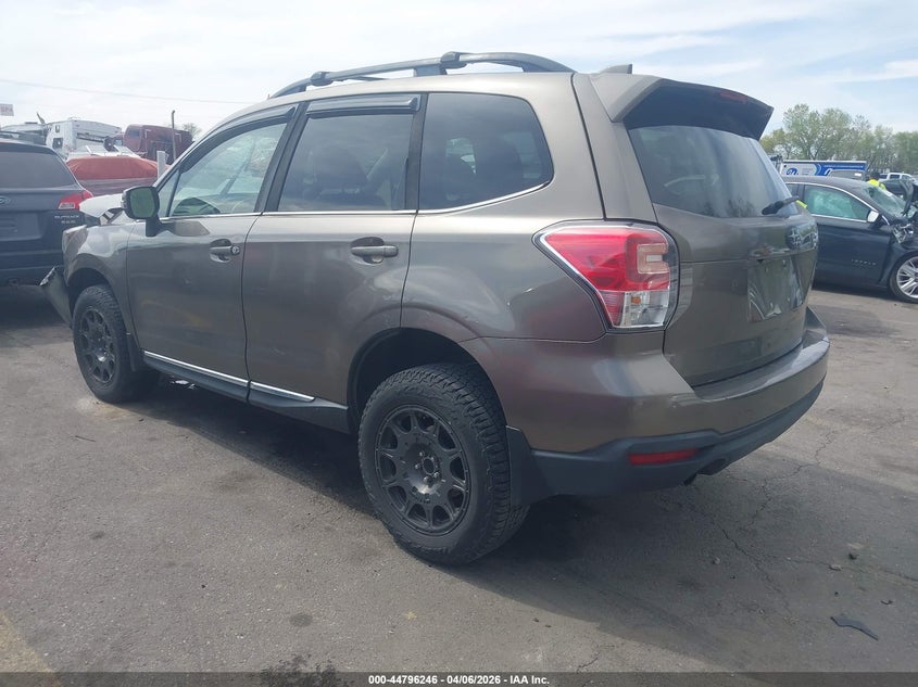 Vin: jf2sjgtc1hh527550, lot: 45293512, subaru forester 2.0xt touring 20173