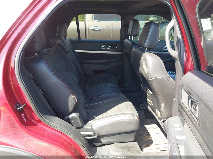 2018 Ford Explorer 3.5 Xlt red Lot 111044796258 Vin 1FM5K7D8XJGA76029