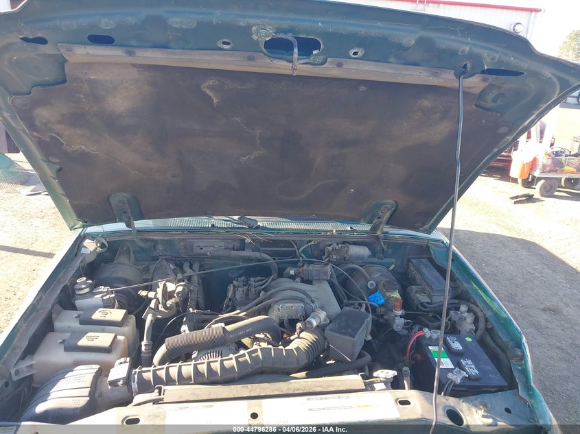 1999 Mazda B3000 Se VIN: 4F4ZR17V7XTM04613 Lot: 44796286