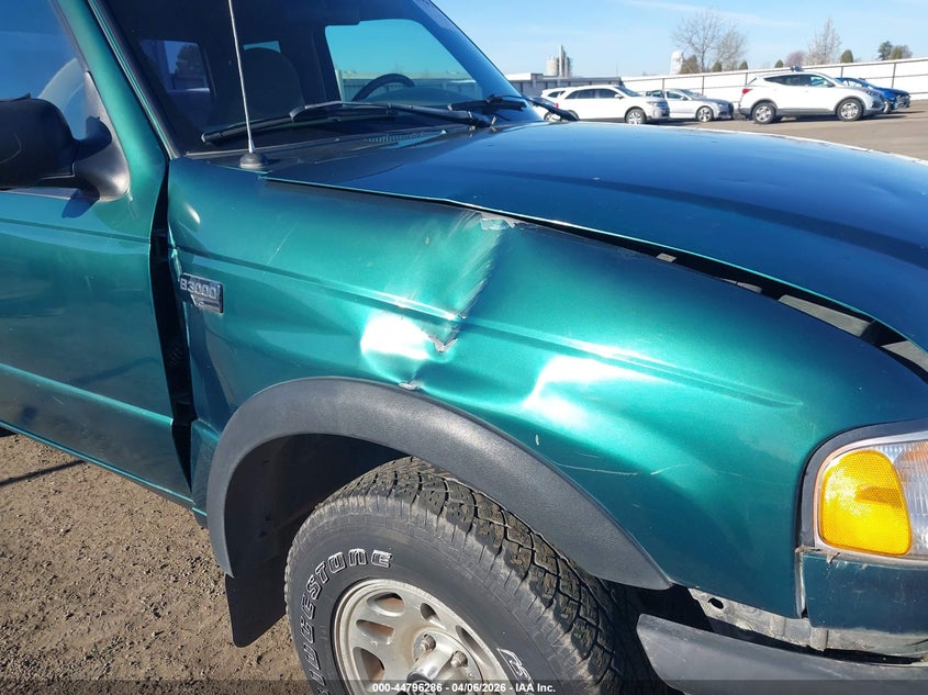 1999 Mazda B3000 Se VIN: 4F4ZR17V7XTM04613 Lot: 44796286