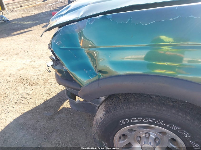 1999 Mazda B3000 Se VIN: 4F4ZR17V7XTM04613 Lot: 44796286