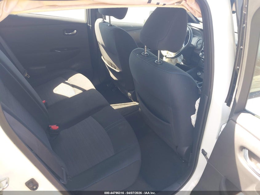 2018 Nissan Leaf Sv VIN: 1N4AZ1CPXJC304015 Lot: 44796316