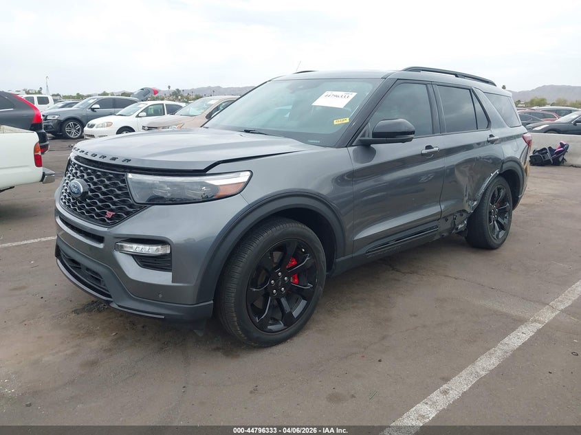 2023 Ford Explorer St