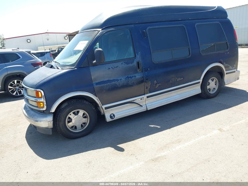 1998 CHEVROLET VAN VAN 5.7L V-8 245HP