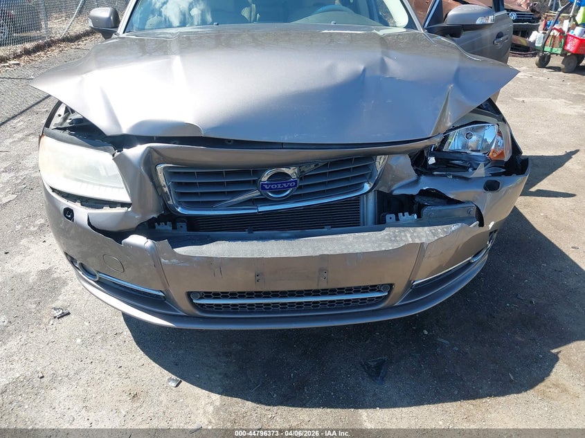 2010 Volvo S80 3.2 VIN: YV1960AS2A1127554 Lot: 44796373