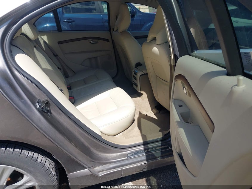 2010 Volvo S80 3.2 VIN: YV1960AS2A1127554 Lot: 44796373