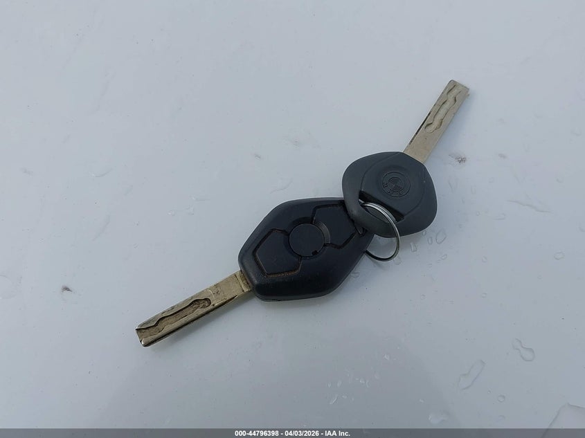 2003 BMW 325I VIN: WBAET37403NJ23129 Lot: 44796398