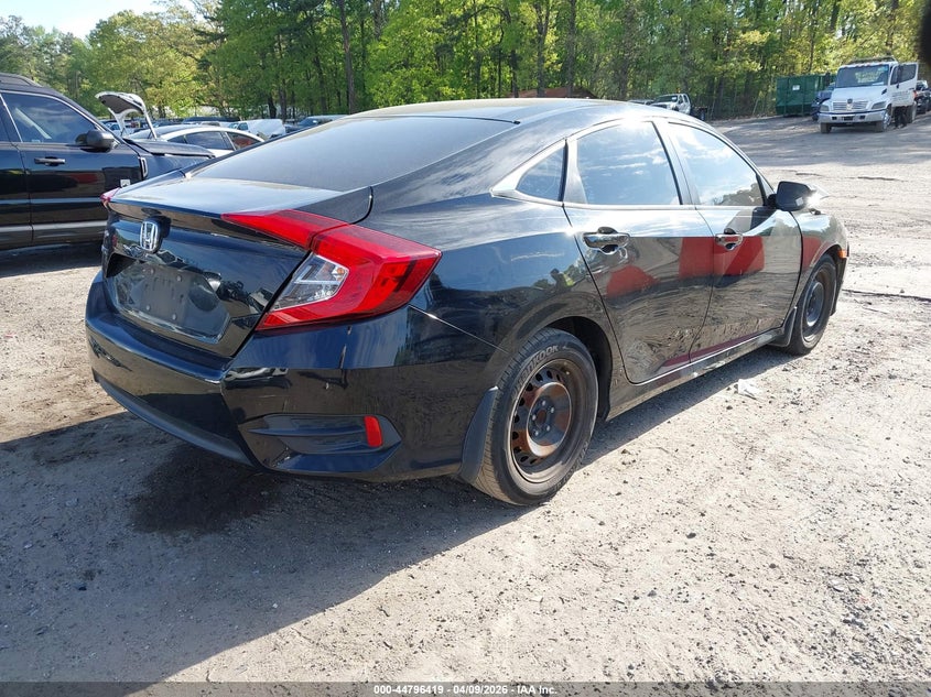 VIN 19XFC2F54HE040312 2017 HONDA CIVIC LX