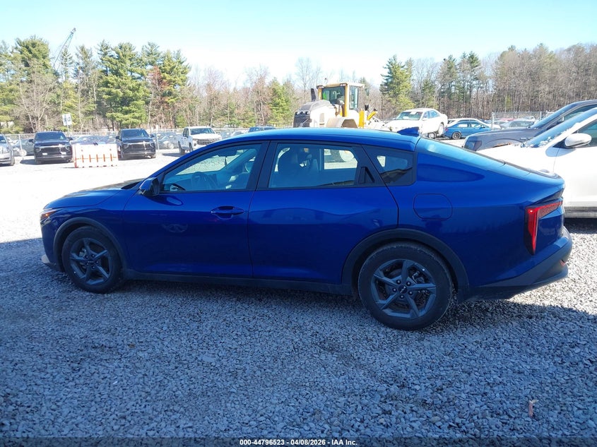 2025 Kia K4 2.0 Lxs blue Lot 111044796523 Vin 3KPFT4DE6SE035506