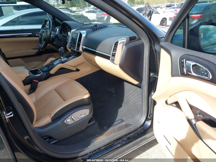 2018 Porsche Cayenne Platinum Edition